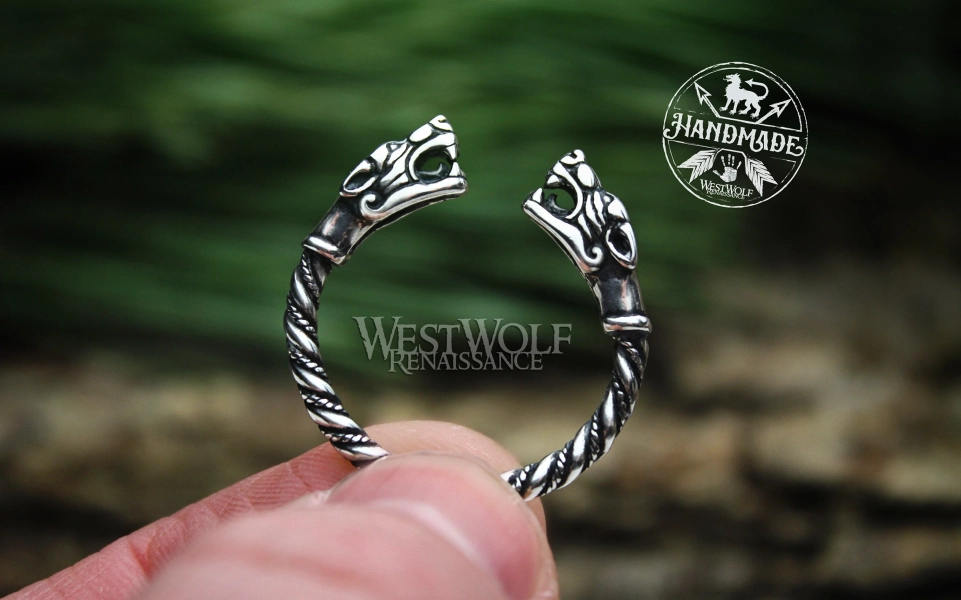 Viking Fenrir Wolf Head Ring - Made of 925 Sterling Silver - US Sizes 6-13 --- Norse/Odin/Wolves/Ragnarok