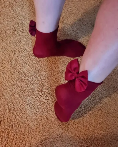 Simp for My Feet 👣🌹