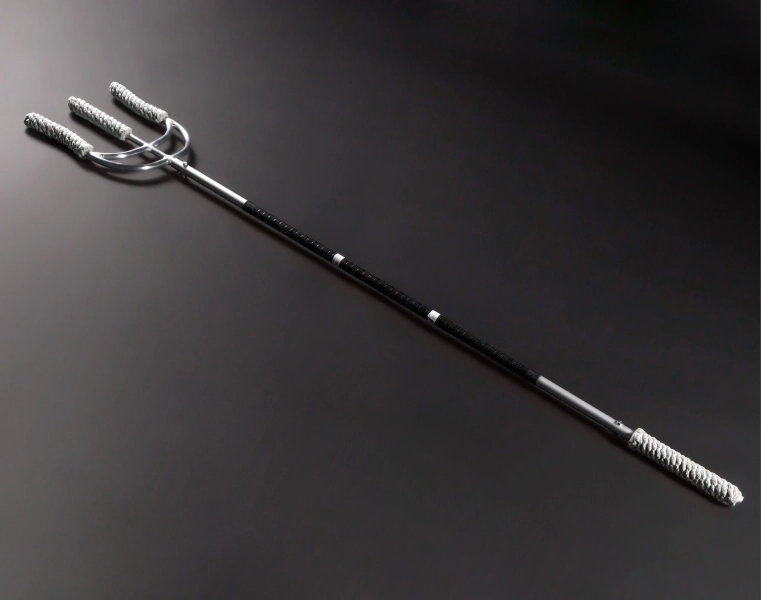 Fire Staff Trident. Fire Dragon Staff Trident