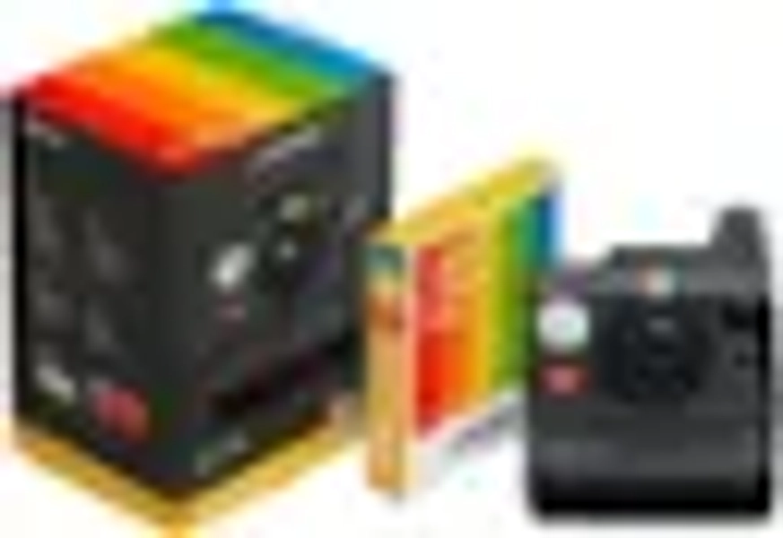 Polaroid - Now Gen 3 Instant Camera + Color Film Bundle (8 Photos) - Black