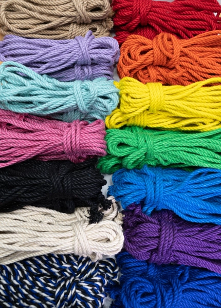 5 Jute Rope Kit – Kinbaku Studio Rope Wax Treated (8 m Each + Free Shorties + Rope Scissors) — KINBAKU STUDIO