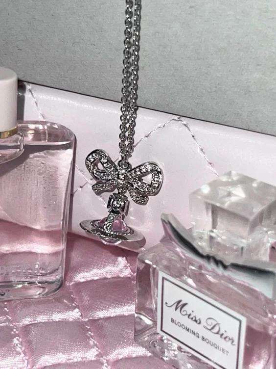 ˚ ༘ ೀ⋆｡˚ £150 vivienne westwood necklace