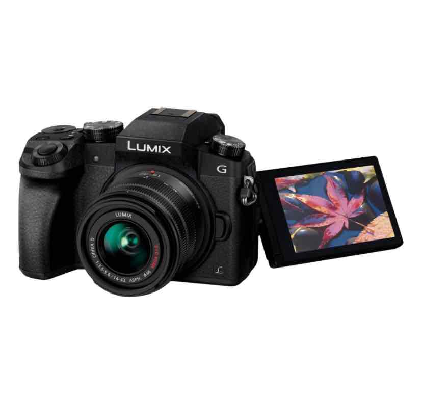 Panasonic - LUMIX G7 Mirrorless 4K Photo Digital Camera Body with 14-42mm f3.5-5.6 II Lens - DMC-G7KK - Black
