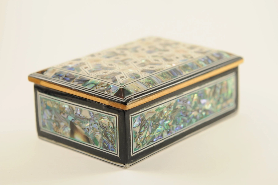 Amazing Egyptian Handmade Jewelry Box - Beech wood with inlaid Mother of Pearl