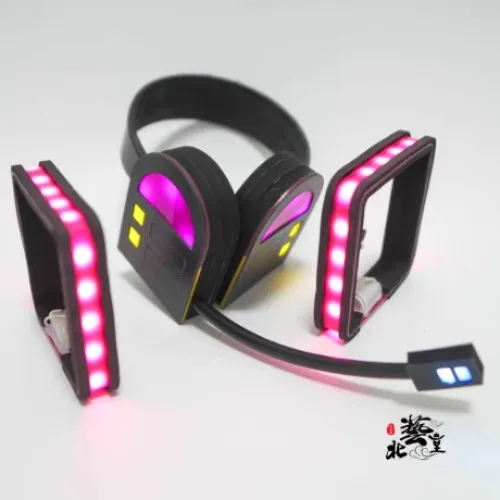 #YukeMikuYear led headphones and hairclips