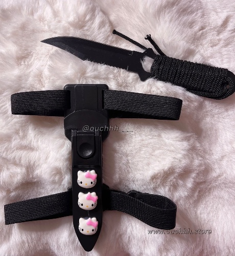 hello kitty garter knife