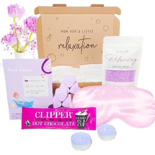 Bellalisia Relaxation Gifts For Women De Stress Self Care Pamper Hamper Kit, Hug In A Box Bath Presents Relaxing Mums Gift Set, Brilliant Christmas Gifts or Birthdays Gifts For Her To Relax and Enjoy