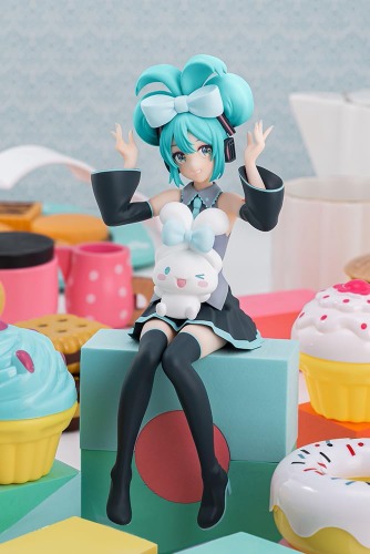 Piapro Characters - Hatsune Miku - Hatsune Miku x Cinnamoroll - Premium Chokonose Figure (SEGA) - Brand New