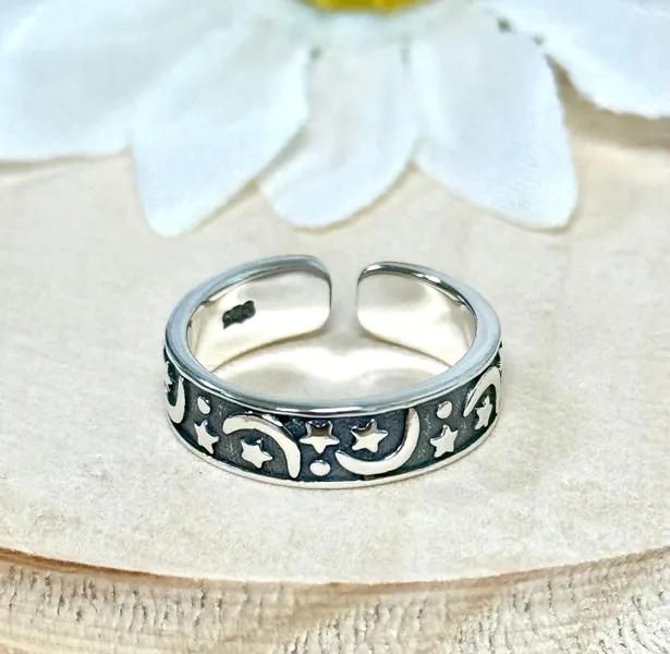 Moon & Stars Toe Ring | Solid 925 Sterling Silver Celestial Toe Band | Womens Silver Ring | Trendy | Minimalist Body Jewelry