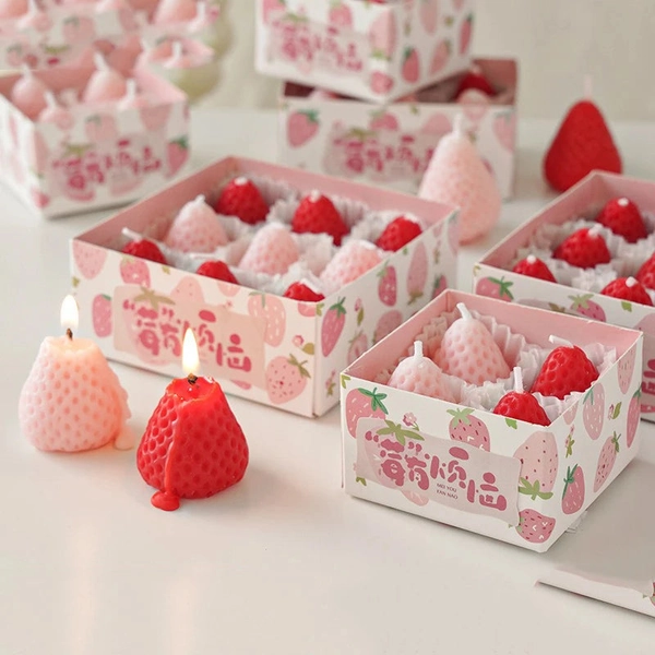 Cute Strawberry Aromatherapy Scented Candle Made with Soybean Wax