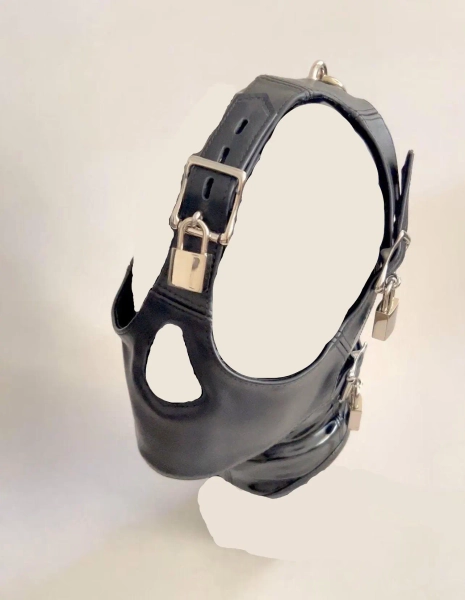 Leather Octopus mask with padlock