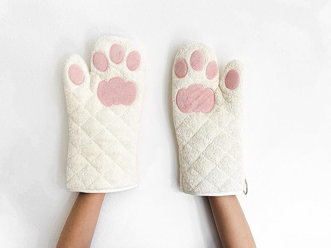 Cricket & Junebug Oven Mitts Cat Paws - White and Pink - White & Pink