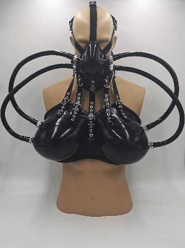 Torpedobrüste — Rubber's Finest