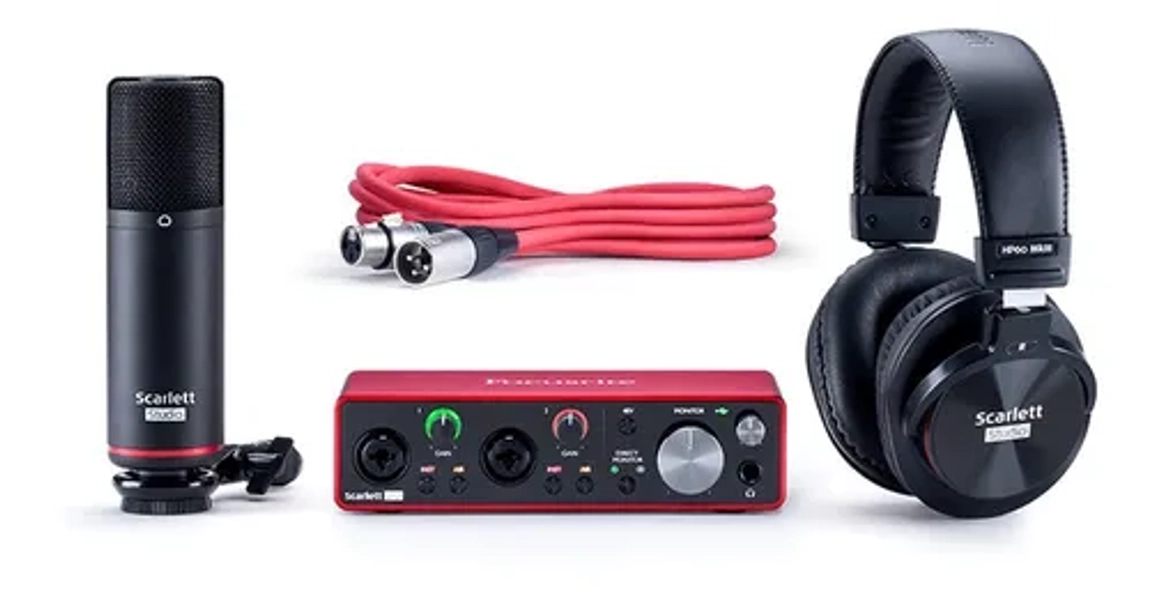 Kit Home Studio Scarlett 2i2 Studio 3a Geração Focusrite Cor Vermelho/Preto 110V/220V