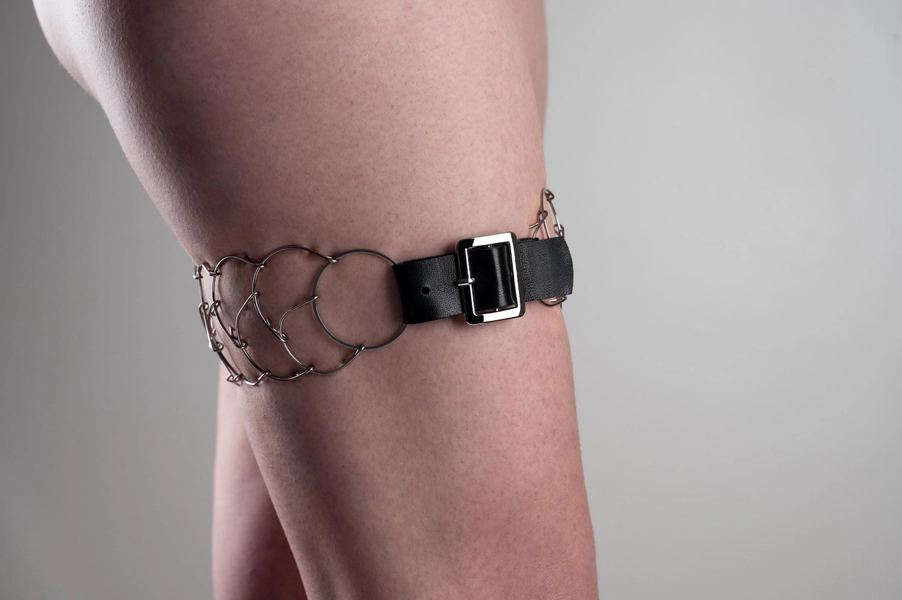 Thigh cilice, metal & black leather, two rows