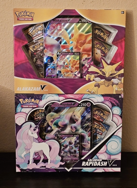 Pokemon TCG Alakazam V Box & Galarian Rapidash V Box