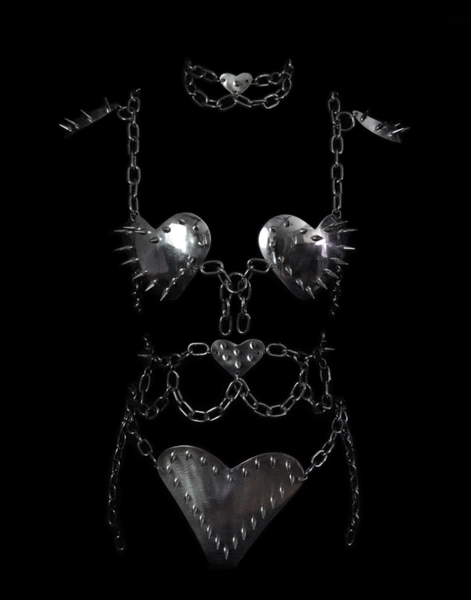 Hera Spiked Heart Metal Armor - Full Set - Chains of Metal