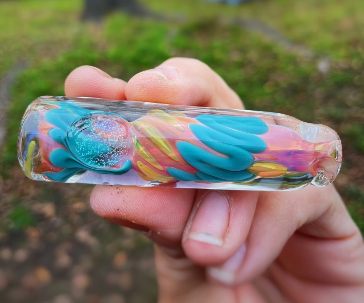Aqua and pink color changing chillum