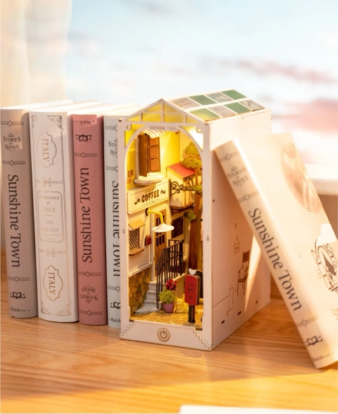 Book Nook, Doll House DIY Kit