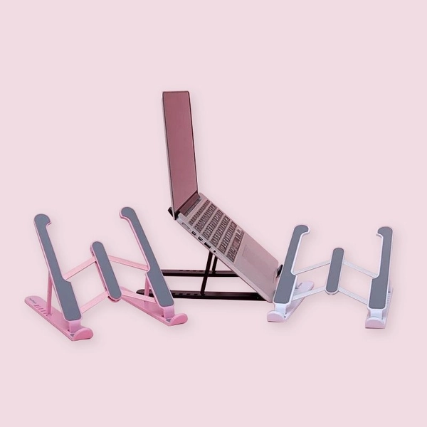 laptop stand <3