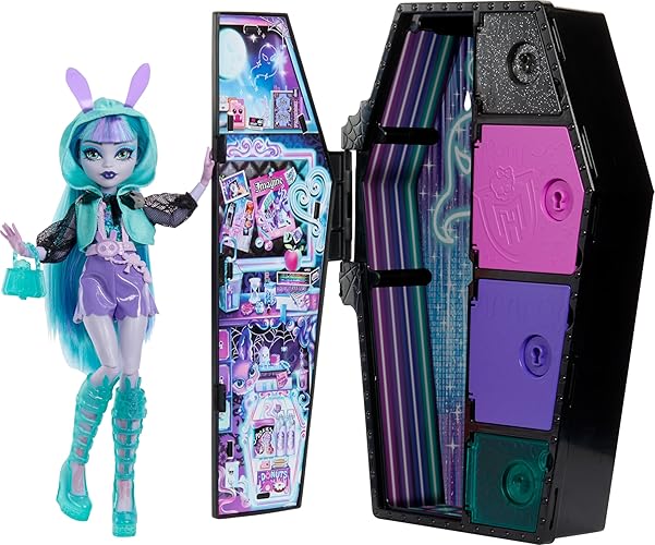 Monster High Skulltimate Secrets Neon Frights Doll & Accessories, Twyla with Dress-Up Locker & 19+ Surprises - Twyla