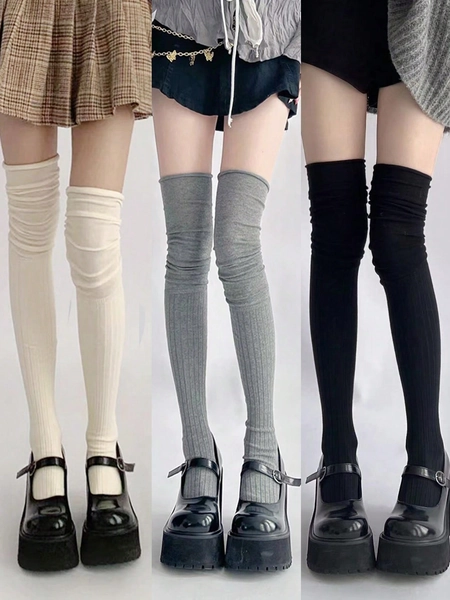 kneesocks