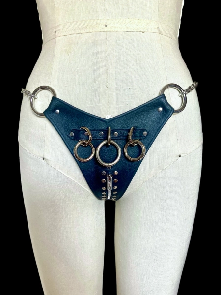 KITTY ZIP Leather Thong w/ Triple O-Rings