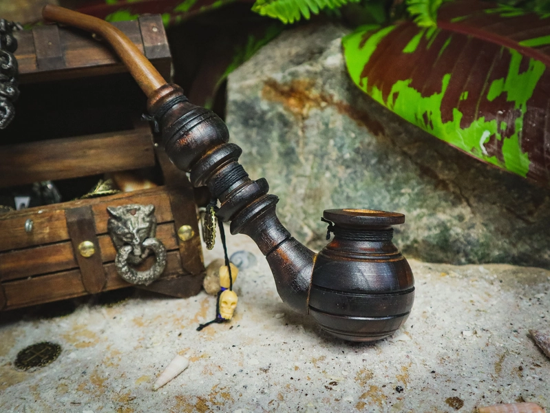 Seadog Pirate Tobacco Pipe / Handmade Natural Wood Pipe for Smoking / Churchwarden / Wooden / Renaissance