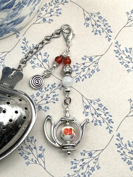 Teapot Charm Loose Leaf Tea Infuser, Unique Beaded Tea Infuser, Tea Diffuser, Tea Lovers Gift