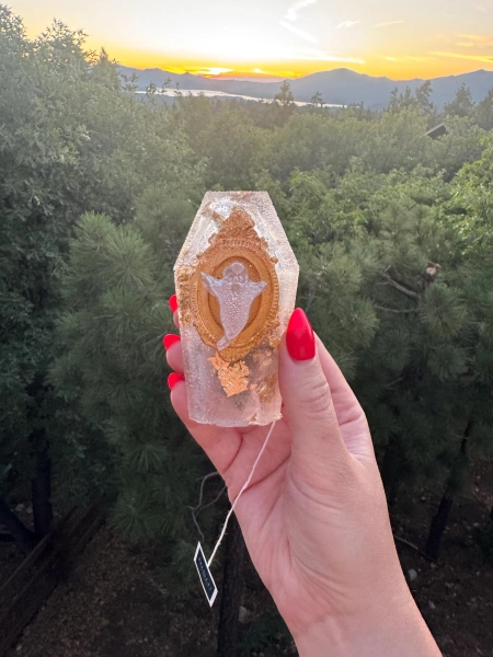 Hexed In Gold Tea Bomb