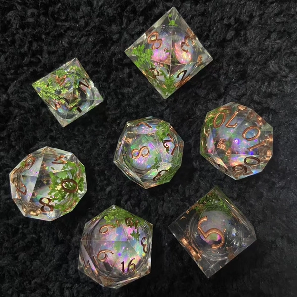 Resin Polyhedral Dice Set with Real Leaves, DnD dice, Dungeons and Dragons, RPG Dice, MTG Dice, Table Top Role Playing Dice, DnD Gifts