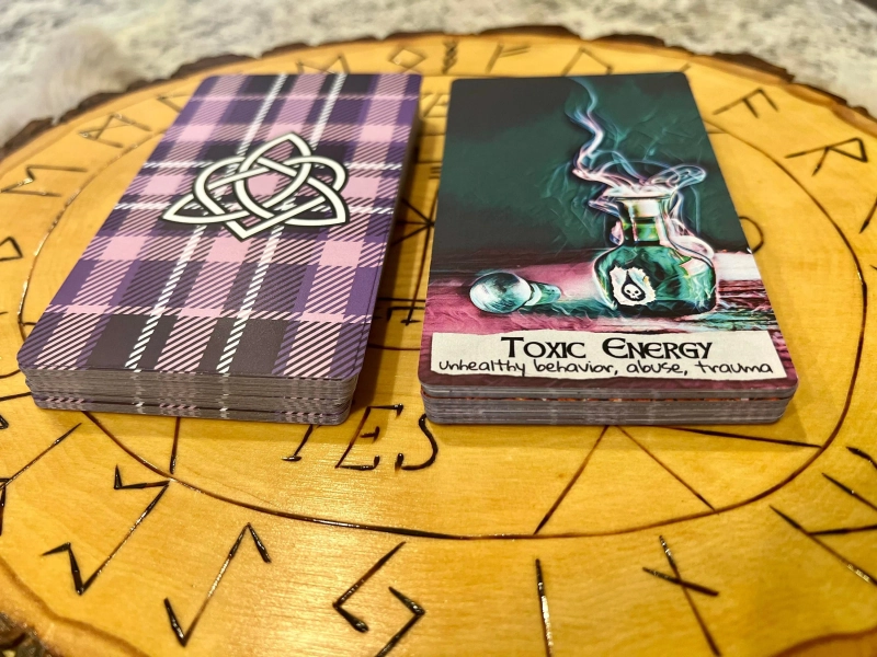 Love Oracle Deck | LOVE TAROT DECK