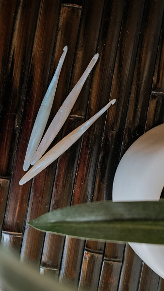 Birthstone Opal Crochet Hook - Ergonomic Resin Crochet Hook - Glitter Crochet Hook - Ophire Co