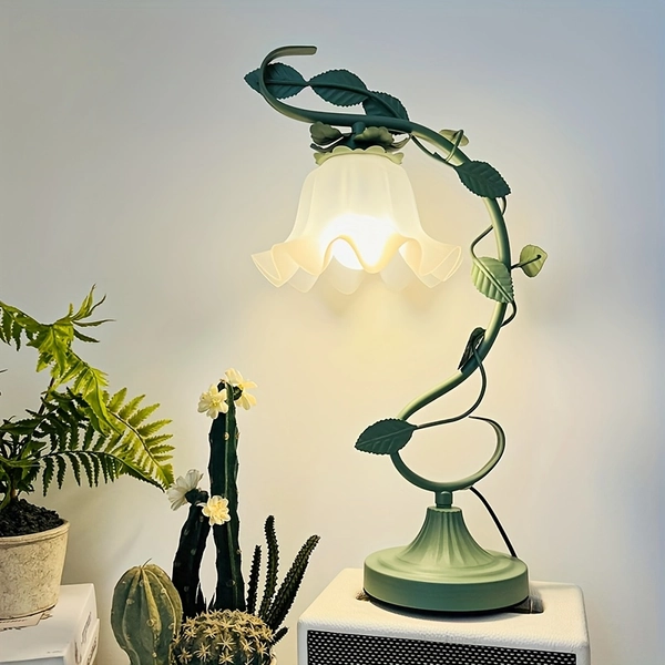 rustic vine table lamp❤️