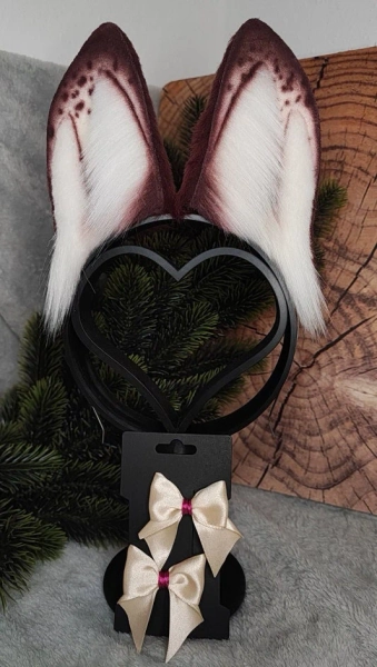 Burgundy sommersprossige Hasenohren / Petplay / Kunstfell Ohren / Cosplay / süße Schleifen