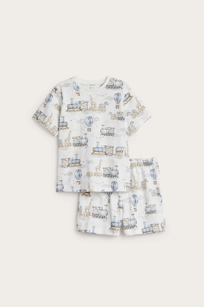 Patterned pajama set