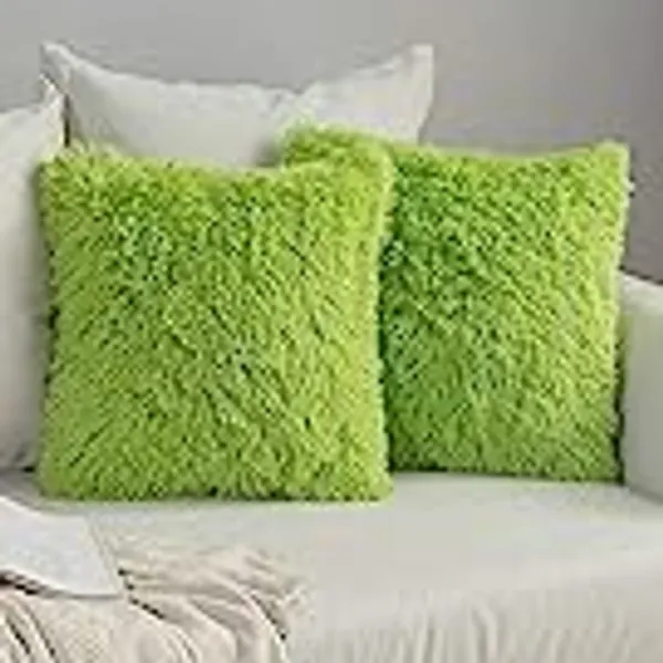 MIULEE Pack of 2 Luxury Faux Fur Throw Pillow Cover Deluxe Winter Decorative Plush Pillow Case Cushion Cover Shell for Sofa Bedroom Car 18 x 18 Inch Green