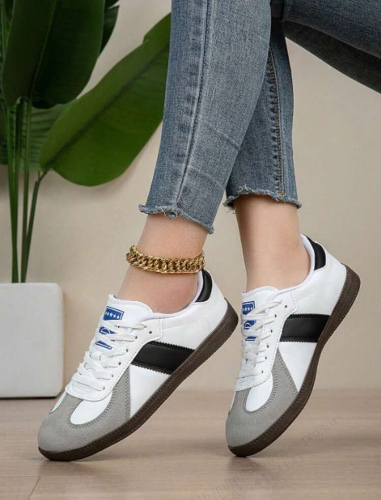 2025 New Women Fashion Versatile Breathable Non-Slip Casual Trainers Flat Lace-Up Retro Patchwork Trainers, Unisex Matching Style