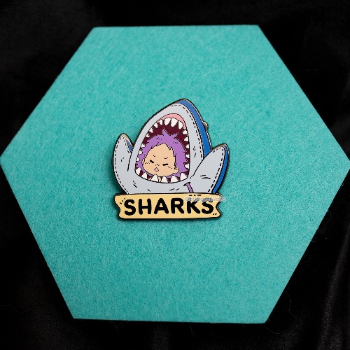 Dorohedoro "Heiwa Sharks" Ebisu Hard Enamel Pin - [A Grade] / Simple Rubber Back