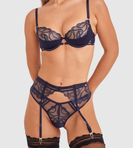 Vamp heatwave lingerie set 