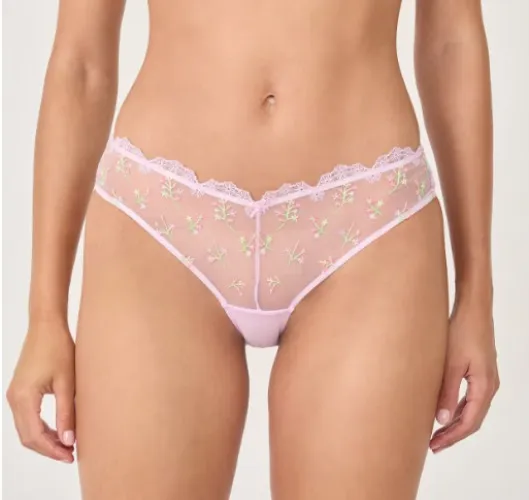 Hipster details brodés