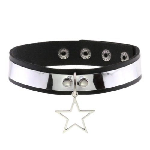 Rebellious Leather Star Choker Necklace - black