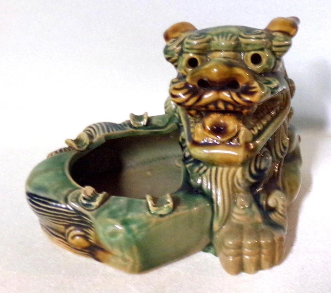 Vintage 1950s Tiki Bar Chinese Art Deco Foo Lion Dog Ashtray
