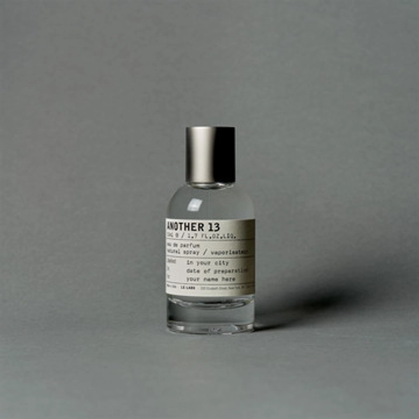 SANTAL 26 | Classic Candle | Le Labo Fragrances