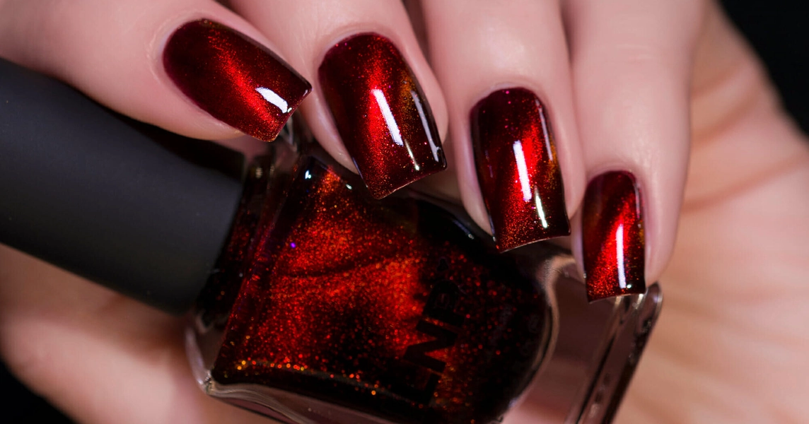 ILNP Poison - Blood Red Magnetic Nail Polish