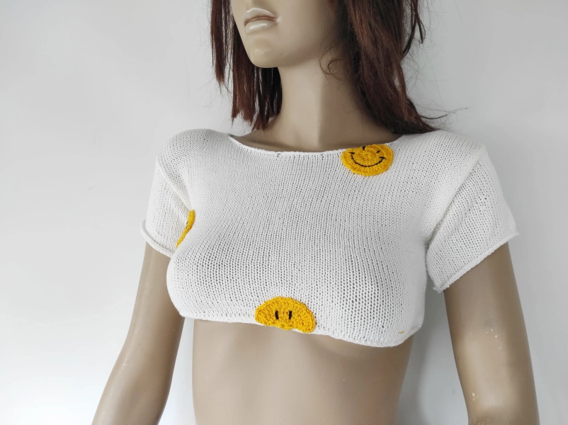 Smiley Face Summer Under 🍒 Crop Top