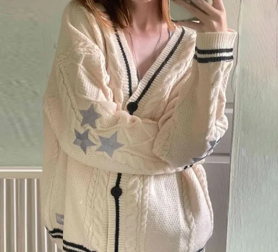 Cardigan Sweater Swift
