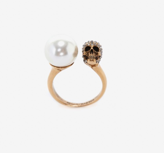 Alexander McQueen | Pearl Skull Ring in Antique Gold