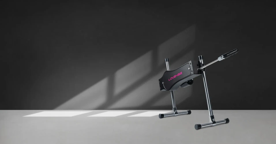 Lovense Sex Machine: App-controlled automatic thrusting sex machine!
