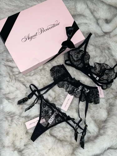 ⁺‧₊˚ ཐི⋆Lace⋆ཋྀ ˚₊‧⁺